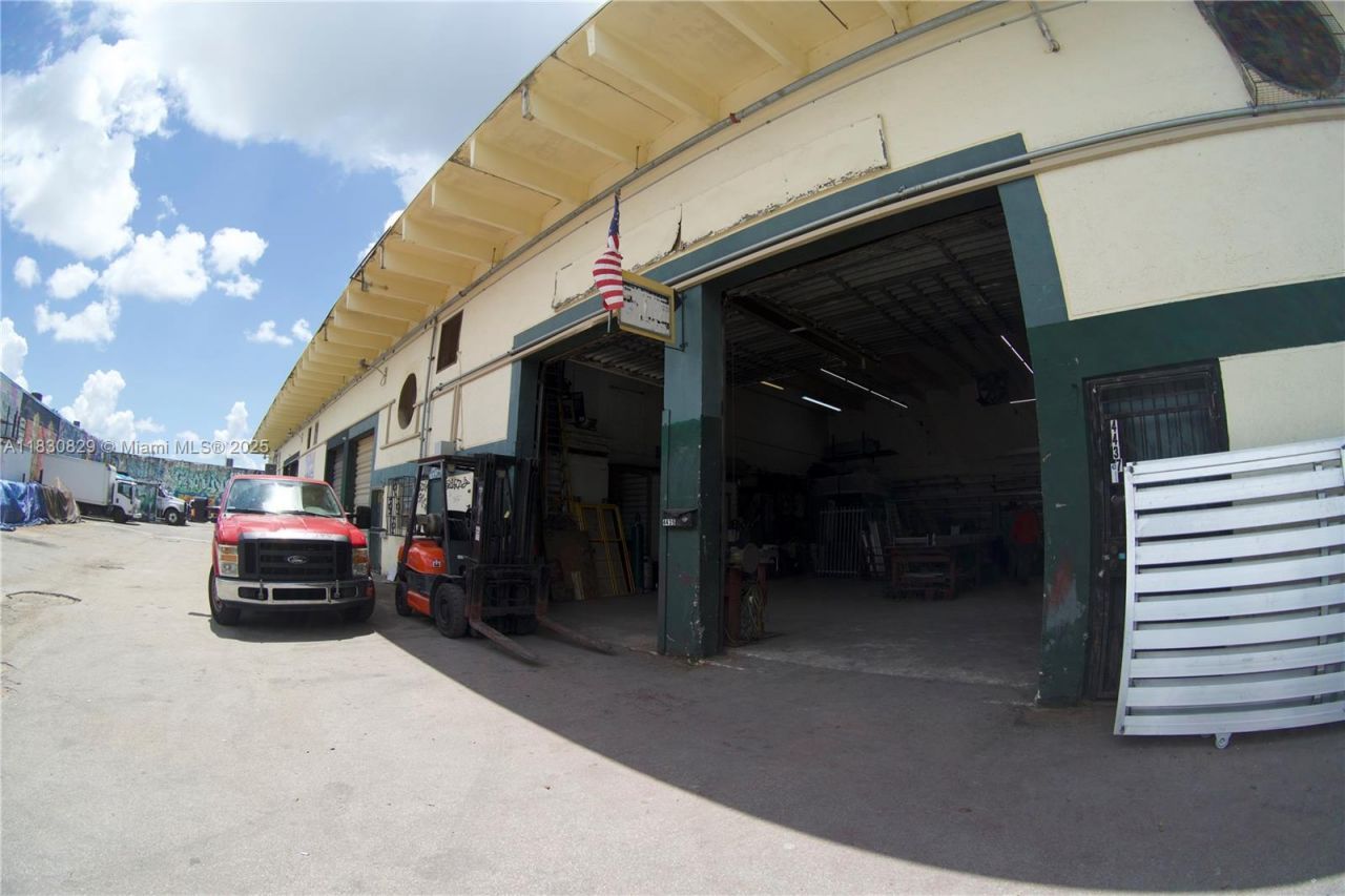 4471 SW 75th Ave, Miami, FL 33155 Photo