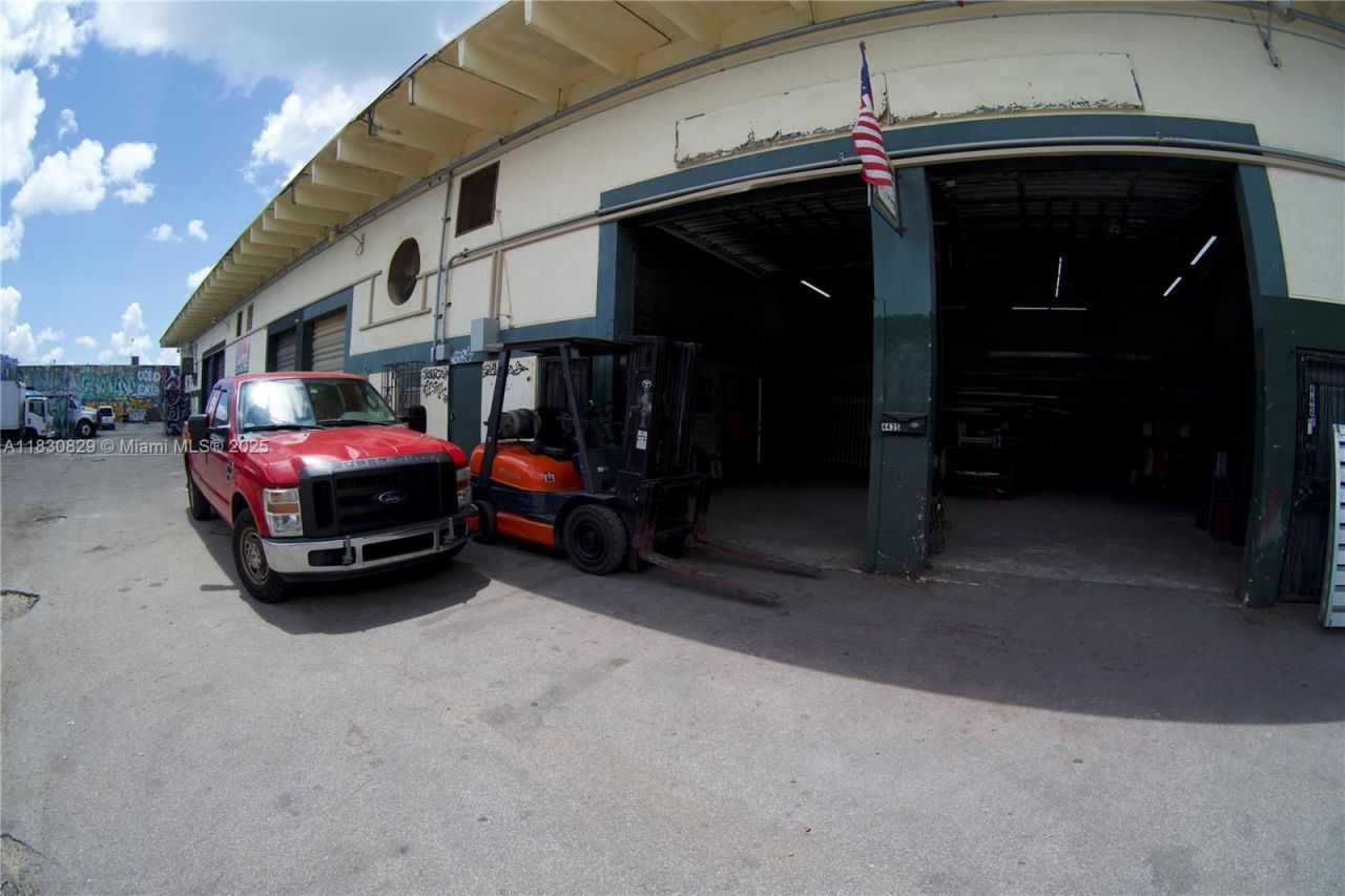 4471 SW 75th Ave, Miami, FL 33155 Photo