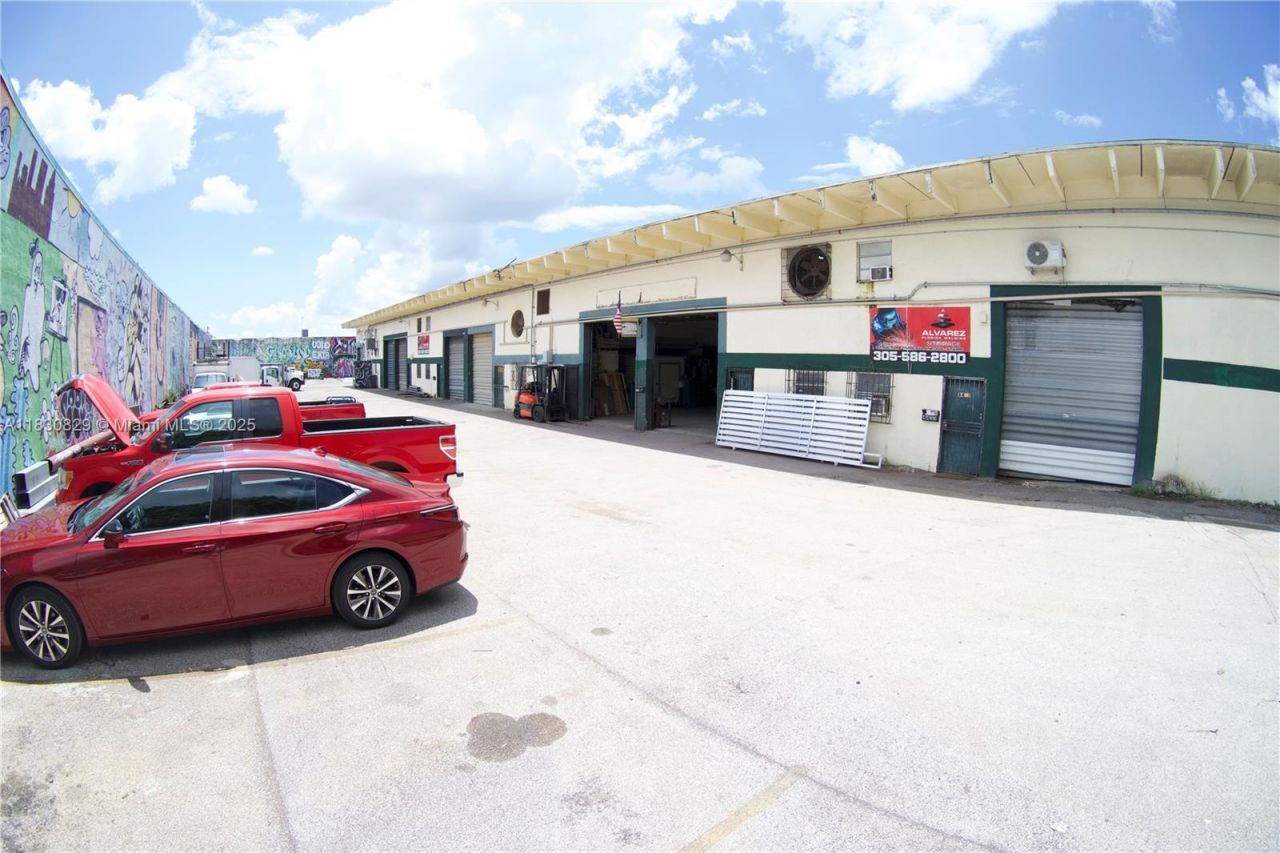 4471 SW 75th Ave, Miami, FL 33155 Photo