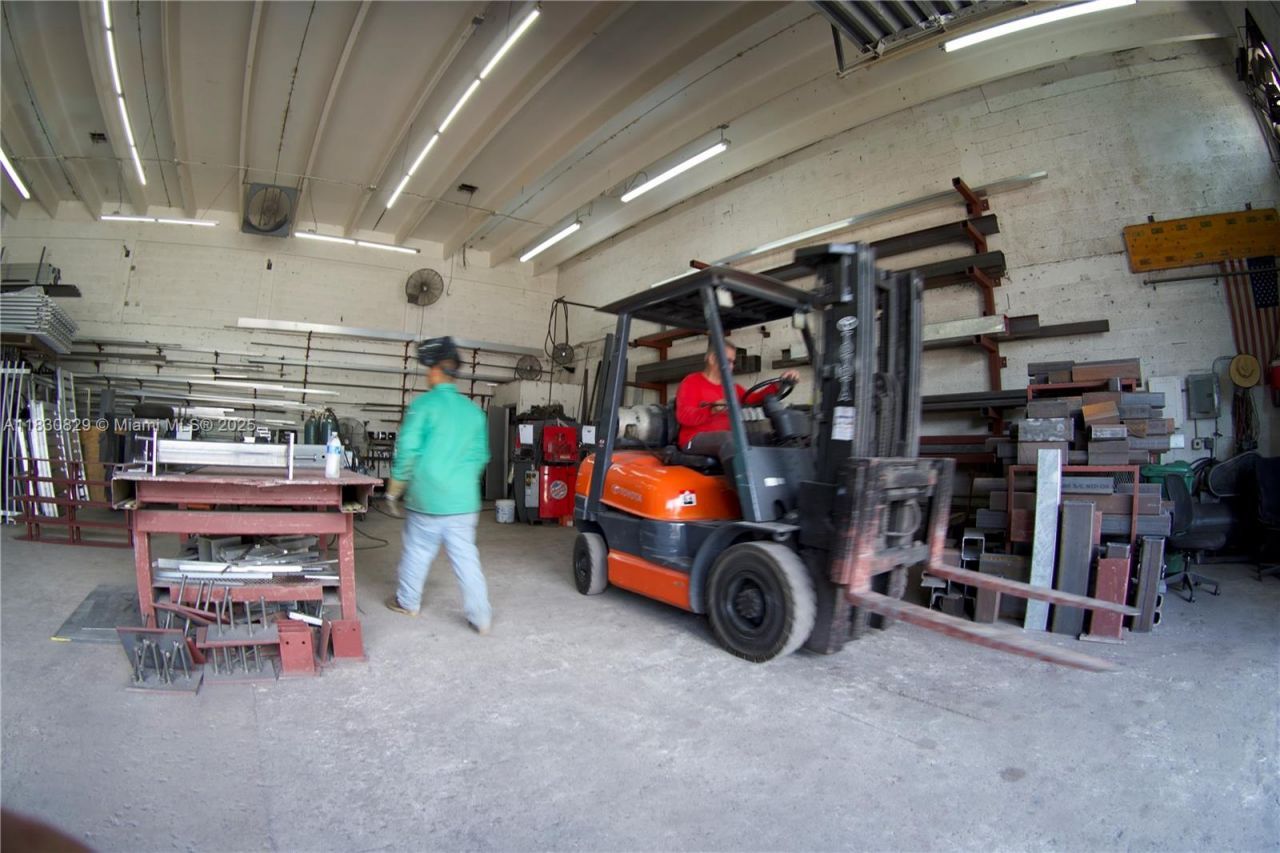 4471 SW 75th Ave, Miami, FL 33155 Photo