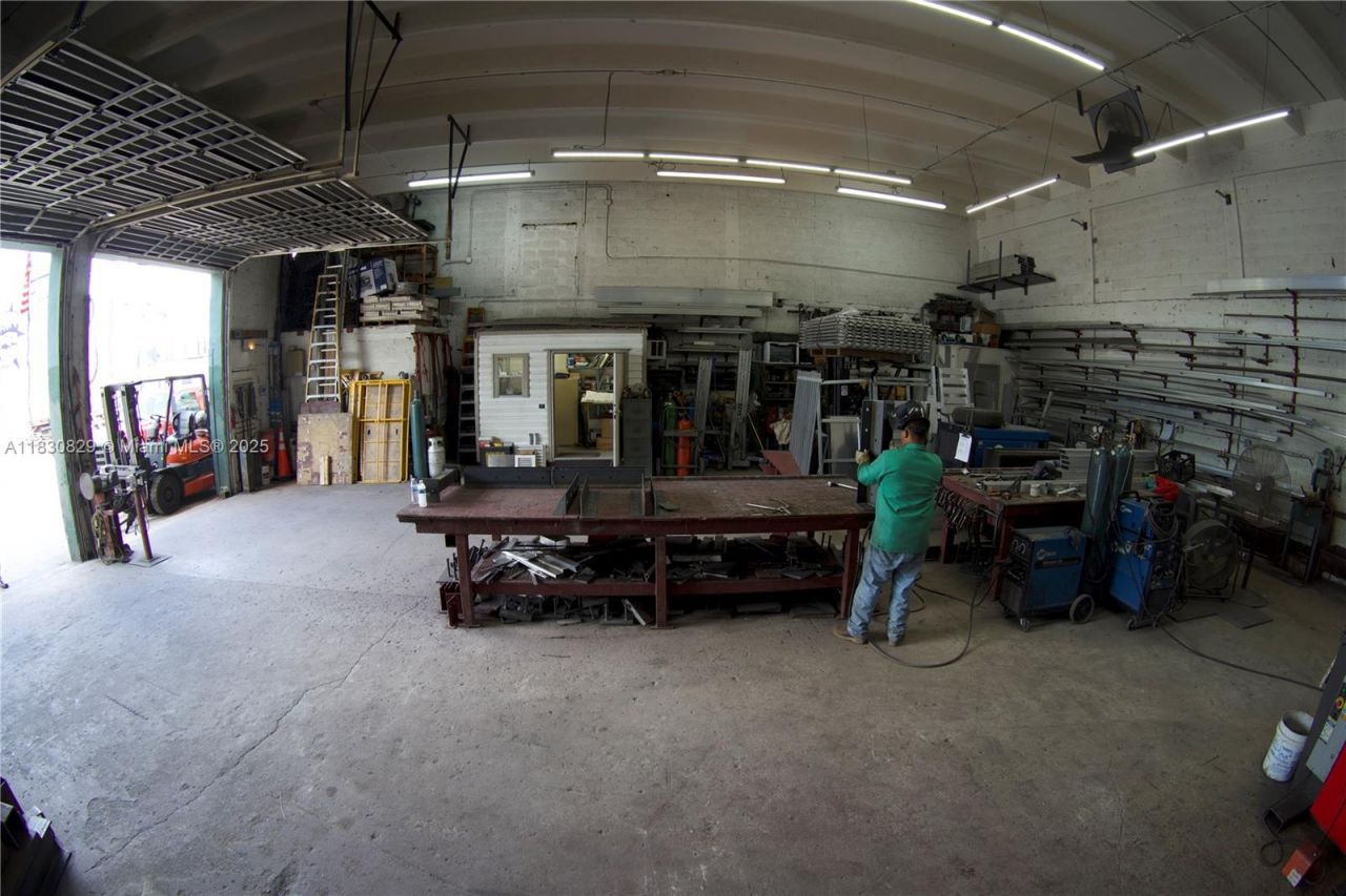 4471 SW 75th Ave, Miami, FL 33155 Photo