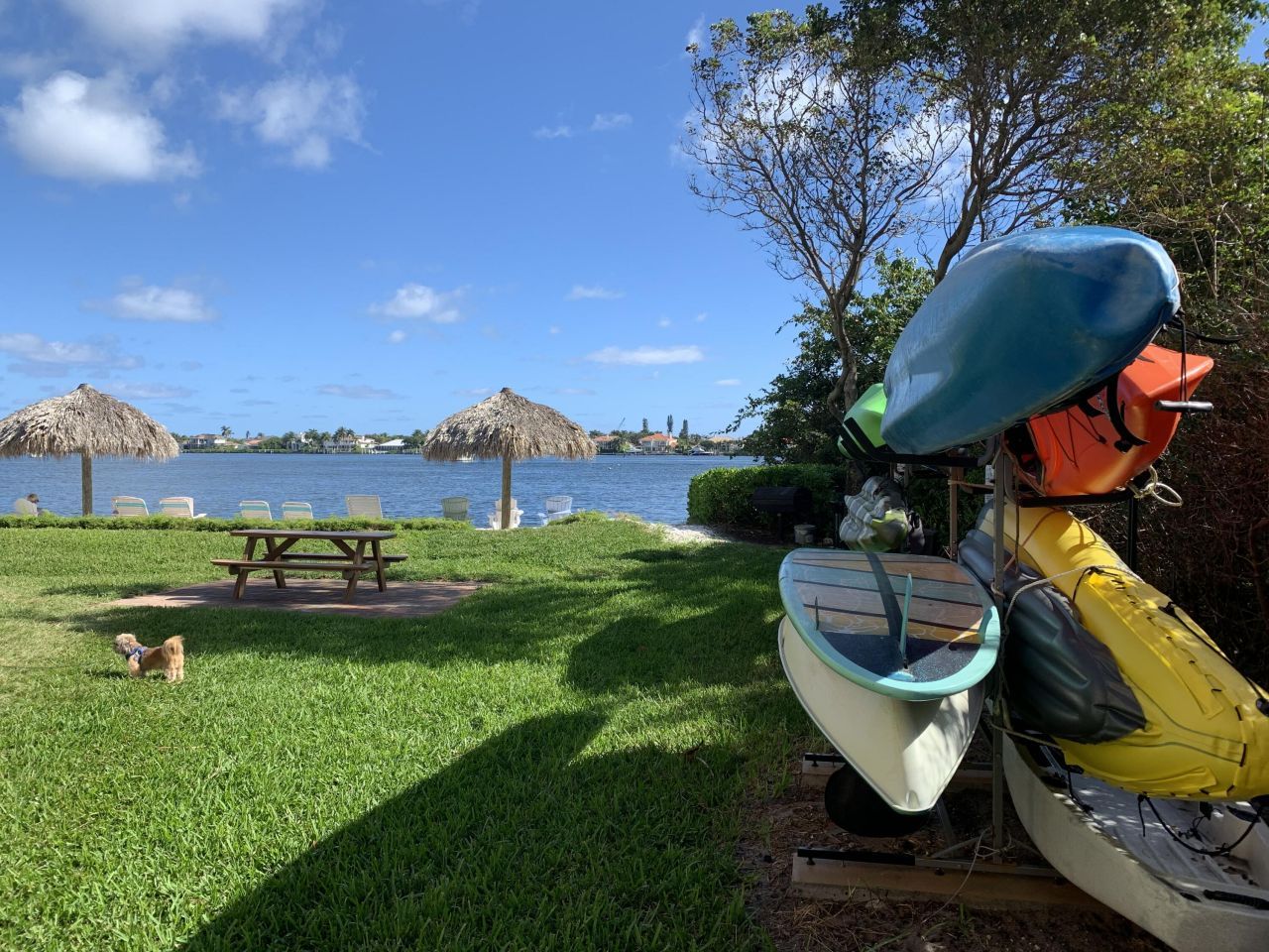 700 Scotia Drive, Unit 303, Hypoluxo, FL 33462 Photo