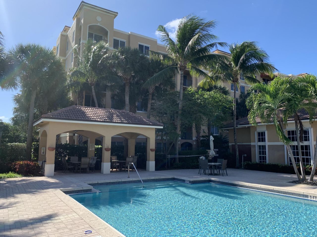 700 Scotia Drive, Unit 303, Hypoluxo, FL 33462 Photo