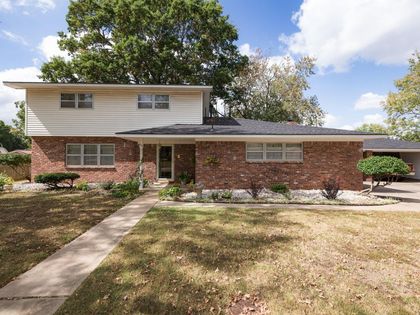 1215 Sky Lane Miami, OK 74354