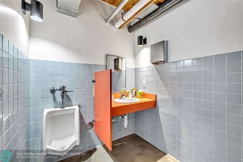 3045 N Federal Hwy #80, Fort Lauderdale, FL 33306 Photo