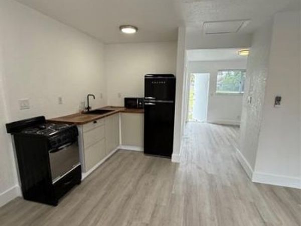 2213 Lincoln St, Unit 4, Hollywood, FL 33020