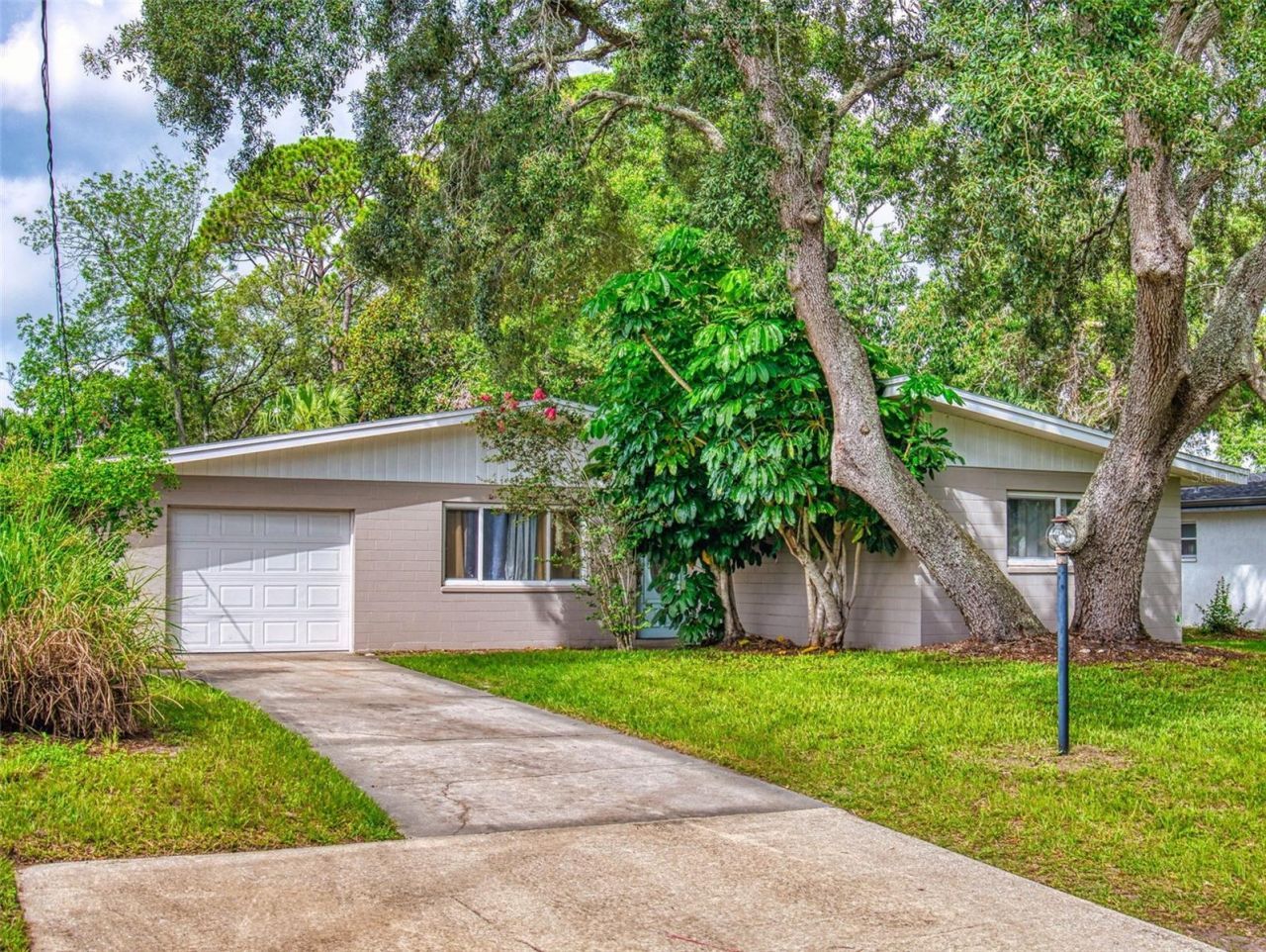 5476 W Bayshore Drive, Port Orange, FL 32127 Photo