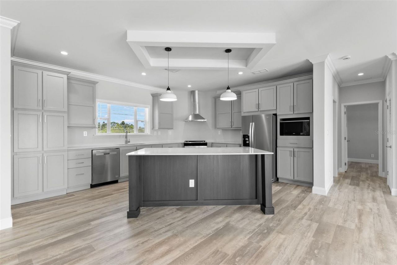 6924 Americana Drive Ne, Unit 167, Saint Petersburg, FL 33702 Photo