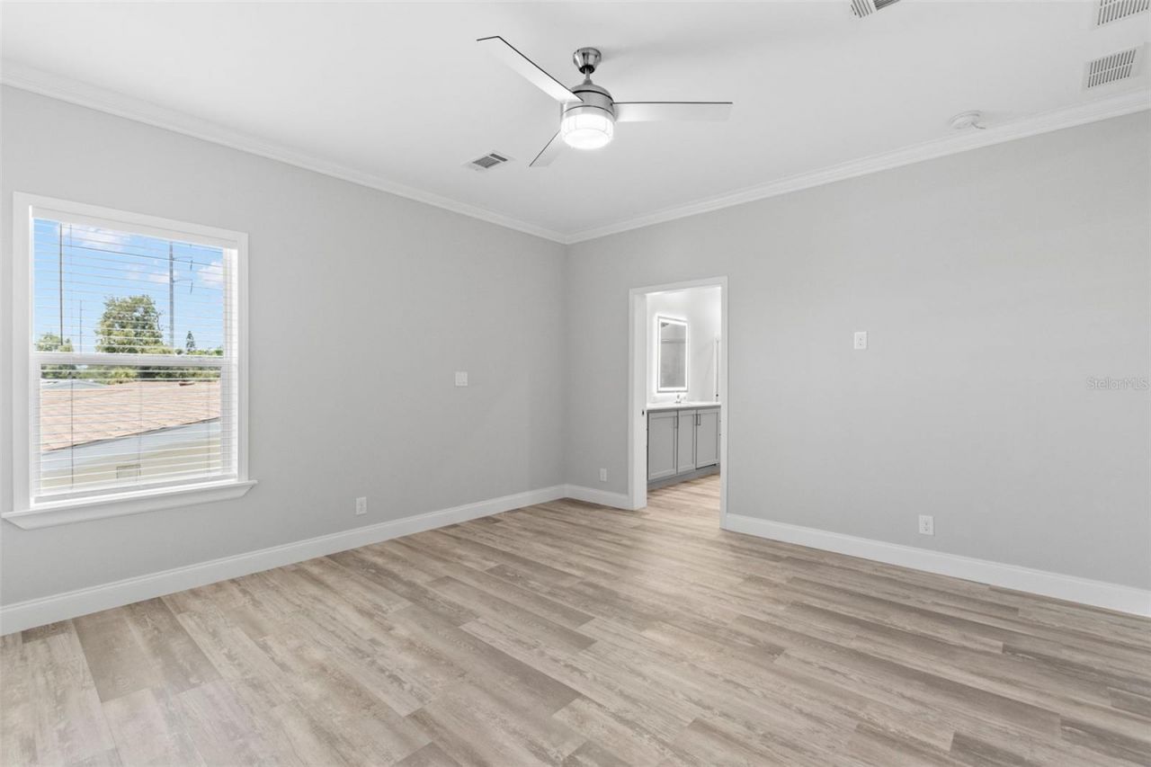 6924 Americana Drive Ne, Unit 167, Saint Petersburg, FL 33702 Photo