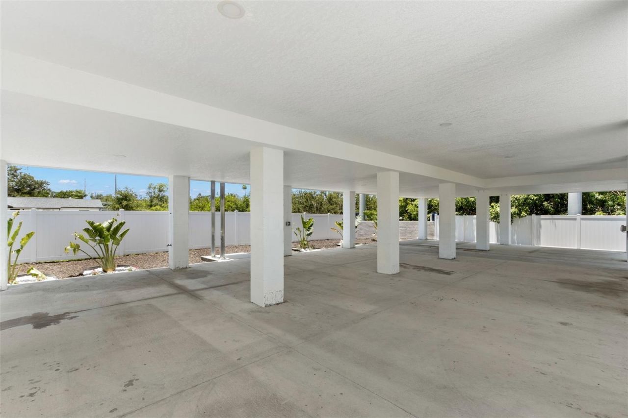 6924 Americana Drive Ne, Unit 167, Saint Petersburg, FL 33702 Photo