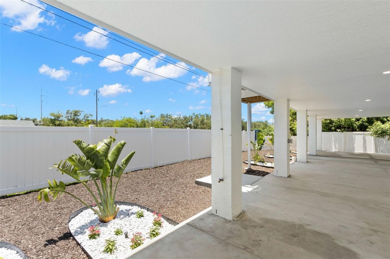 6924 Americana Drive Ne, Unit 167, Saint Petersburg, FL 33702 Photo