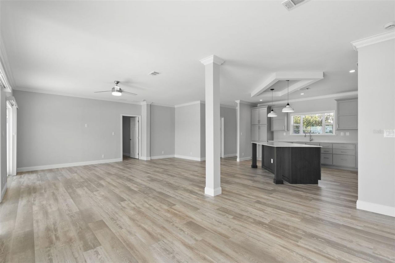 6924 Americana Drive Ne, Unit 167, Saint Petersburg, FL 33702 Photo