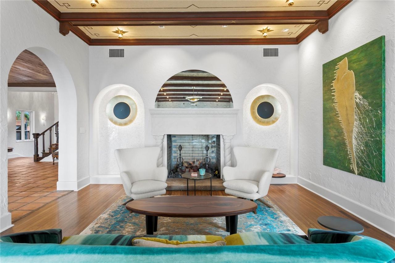 501 Brightwaters Boulevard Ne, Saint Petersburg, FL 33704 Photo