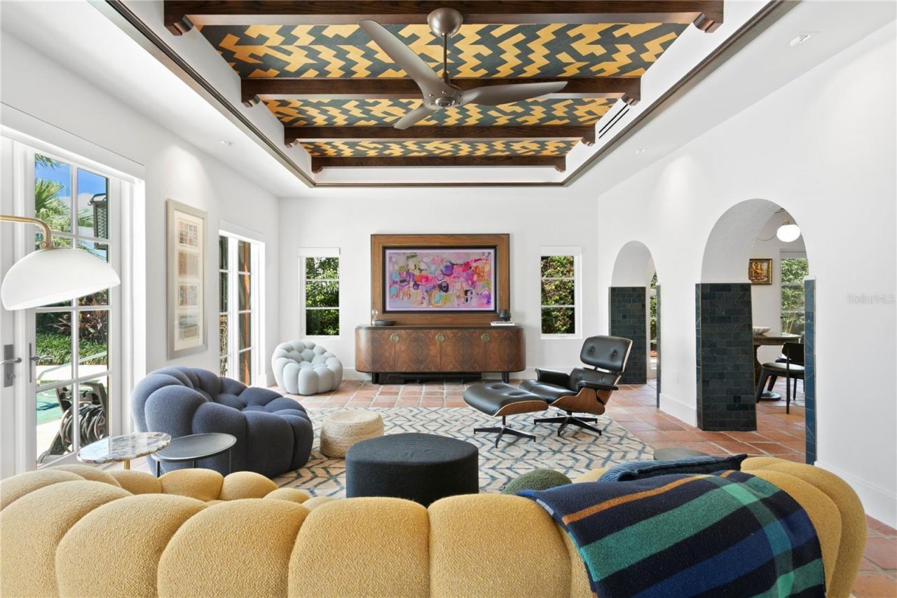 501 Brightwaters Boulevard Ne, Saint Petersburg, FL 33704 Photo