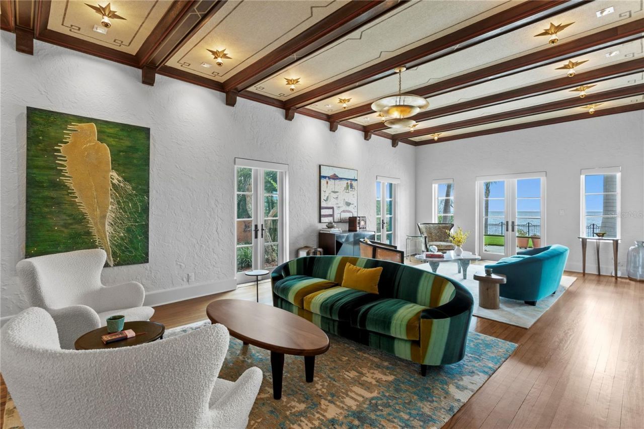 501 Brightwaters Boulevard Ne, Saint Petersburg, FL 33704 Photo