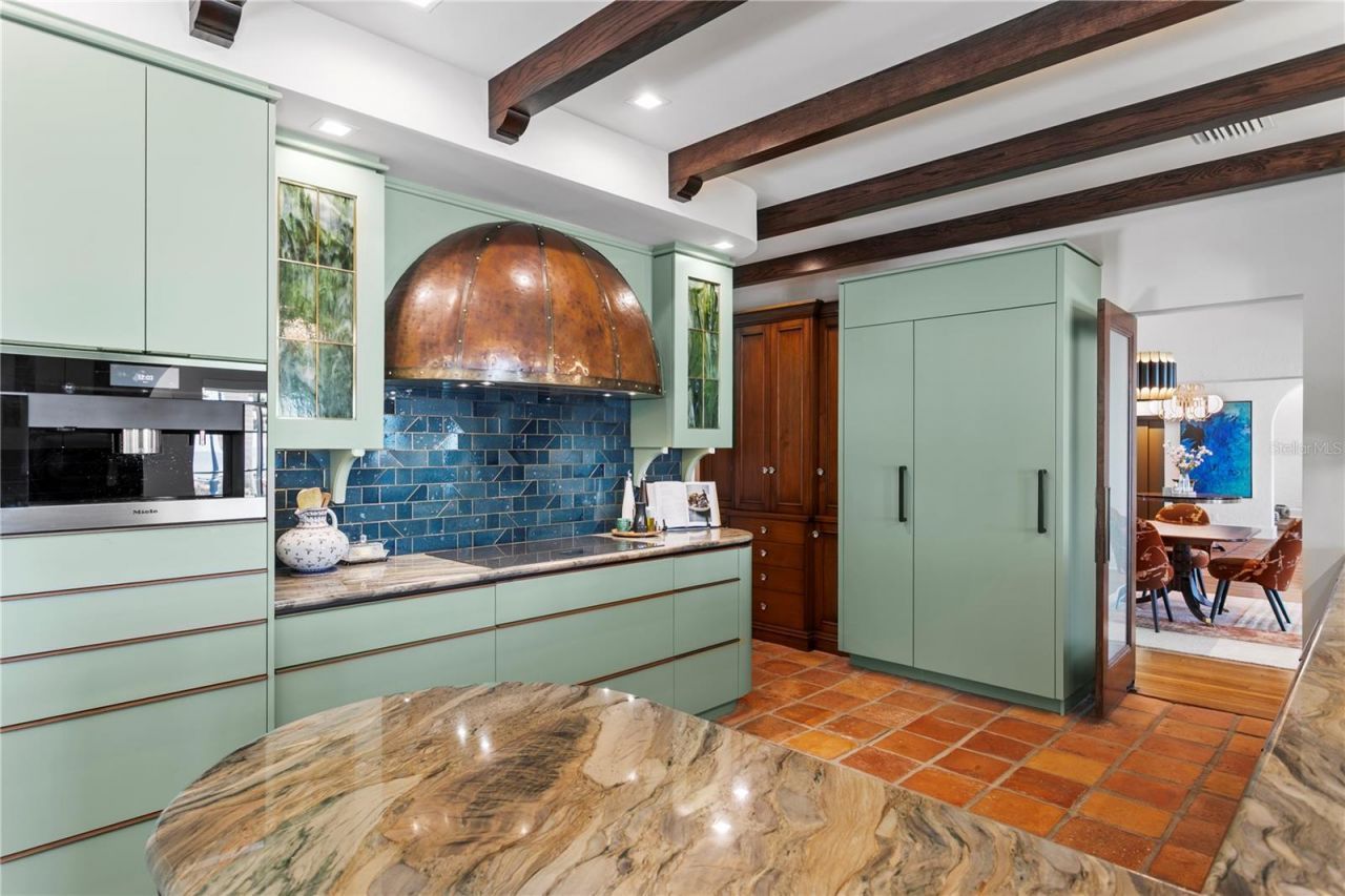 501 Brightwaters Boulevard Ne, Saint Petersburg, FL 33704 Photo