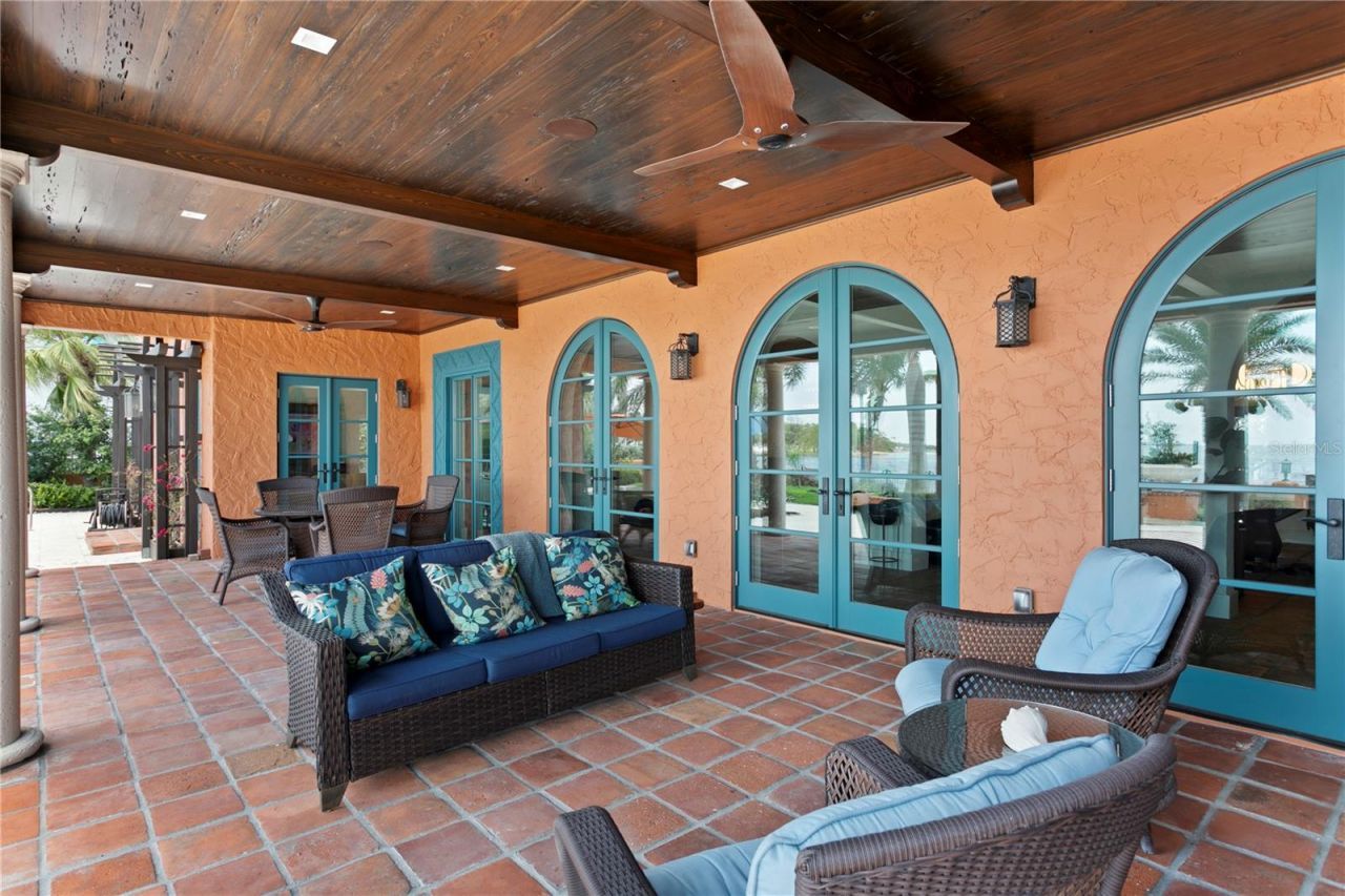 501 Brightwaters Boulevard Ne, Saint Petersburg, FL 33704 Photo