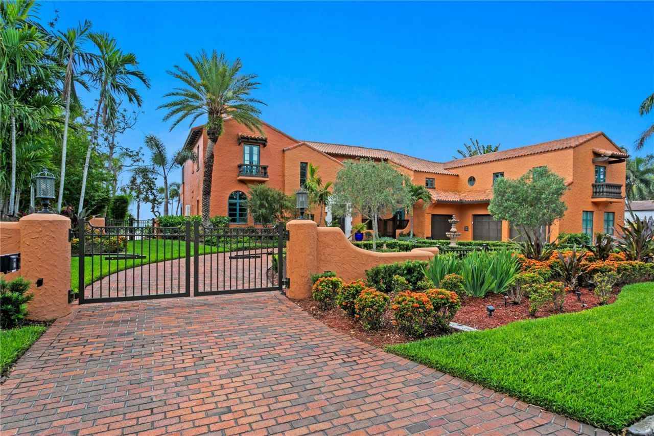 501 Brightwaters Boulevard Ne, Saint Petersburg, FL 33704 Photo