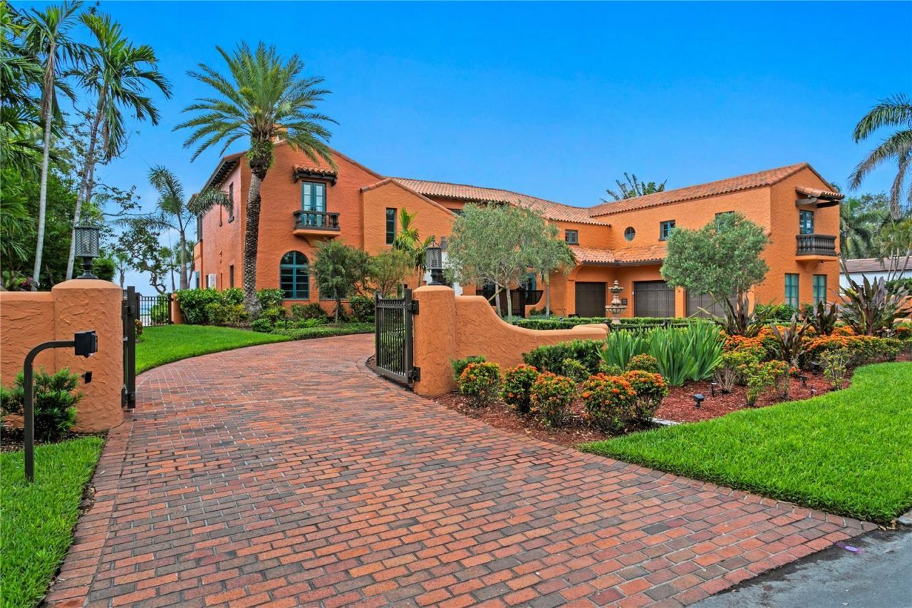 501 Brightwaters Boulevard Ne, Saint Petersburg, FL 33704 Photo