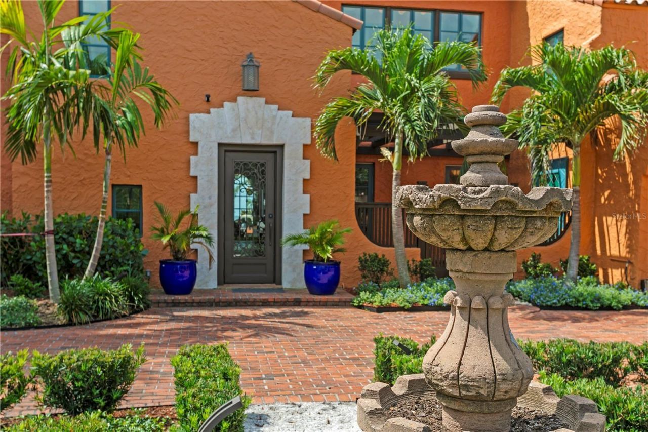 501 Brightwaters Boulevard Ne, Saint Petersburg, FL 33704 Photo