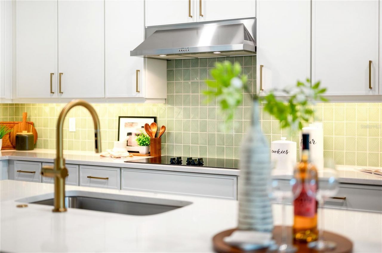 9992 Key Haven Road, Seminole, FL 33777 Photo