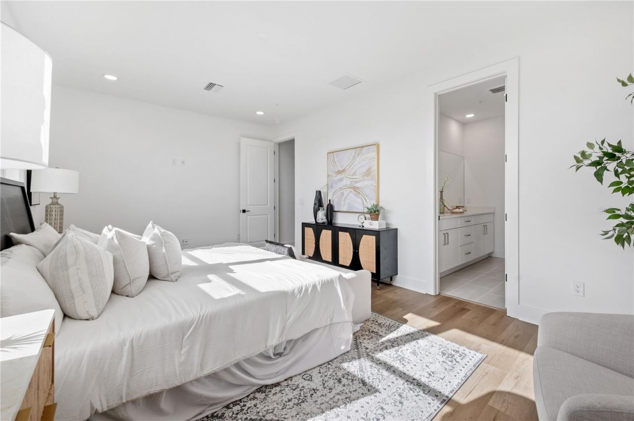 9992 Key Haven Road, Seminole, FL 33777 Photo