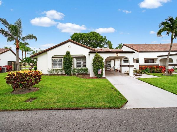 5707 Parkwalk Circle E, Boynton Beach, FL 33472