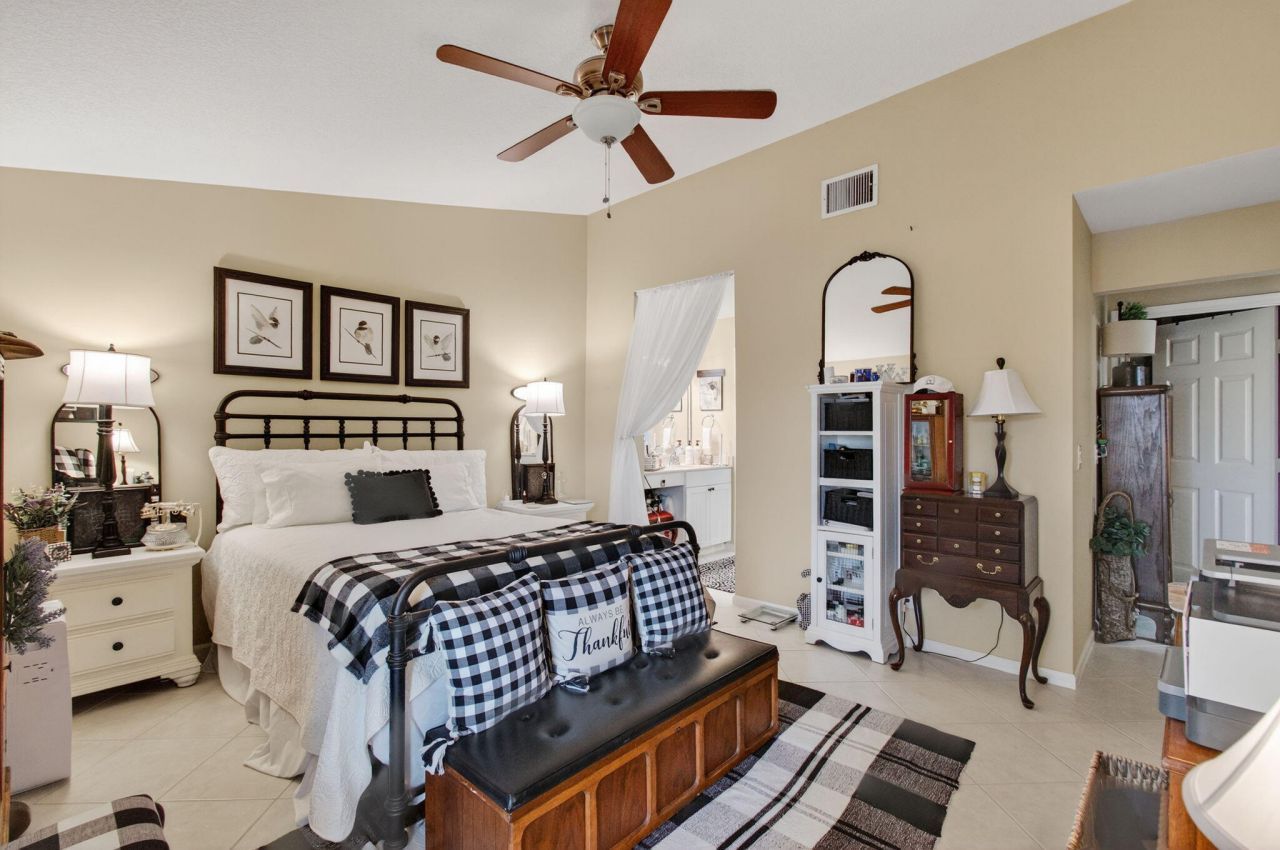 5707 Parkwalk Circle E, Boynton Beach, FL 33472 Photo