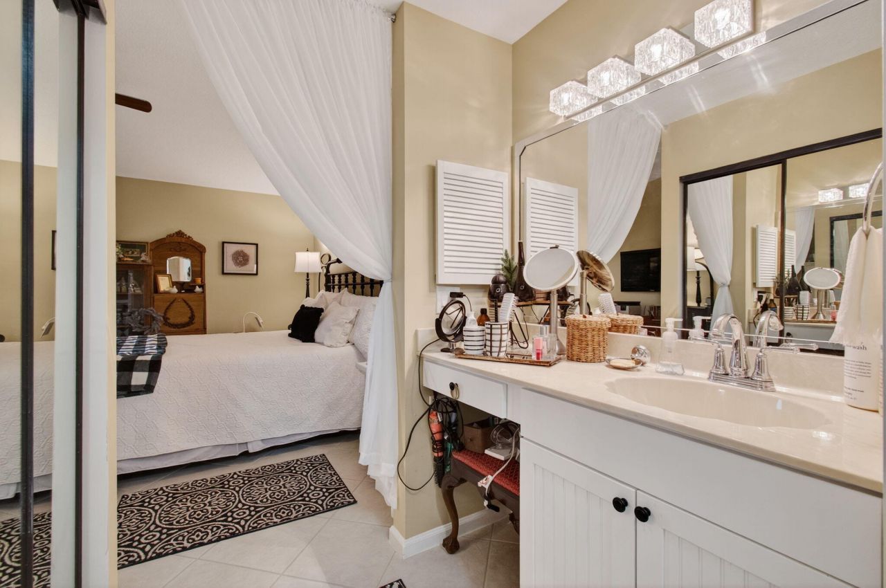 5707 Parkwalk Circle E, Boynton Beach, FL 33472 Photo