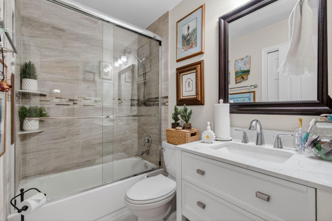 5707 Parkwalk Circle E, Boynton Beach, FL 33472 Photo