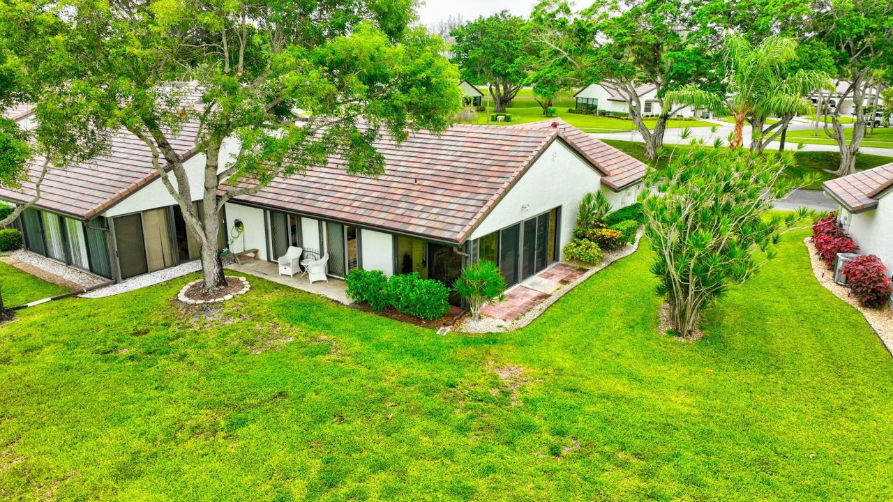 5707 Parkwalk Circle E, Boynton Beach, FL 33472 Photo