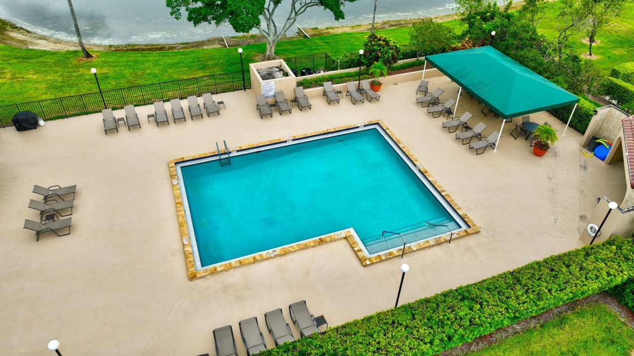 5707 Parkwalk Circle E, Boynton Beach, FL 33472 Photo