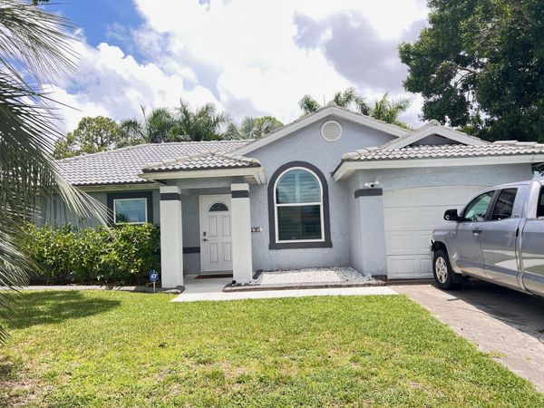 970 SW Versailles Avenue, Port Saint Lucie, FL 34953