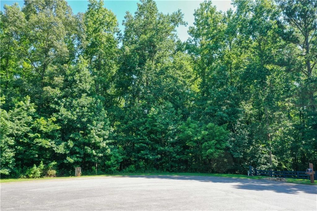 4015 Fouts Drive, Cumming, GA 30028 Main Photo