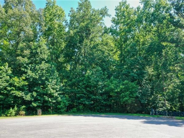 4015 Fouts Drive, Cumming, GA 30028