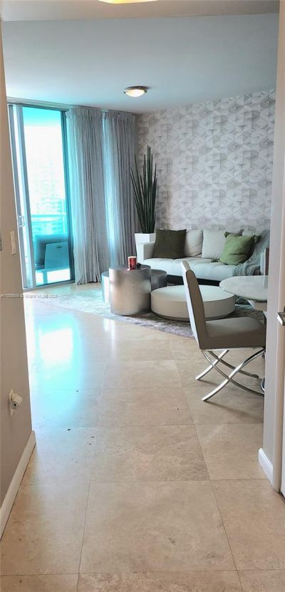 350 S Miami Ave, Unit 3214, Miami, FL 33130 Photo