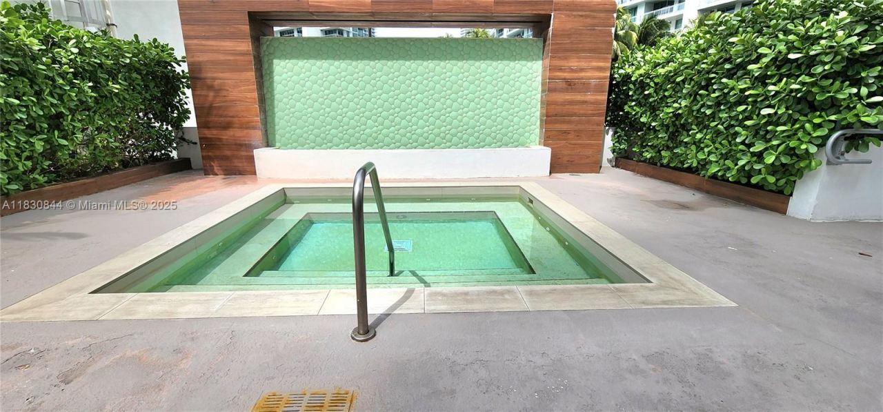 350 S Miami Ave, Unit 3214, Miami, FL 33130 Photo