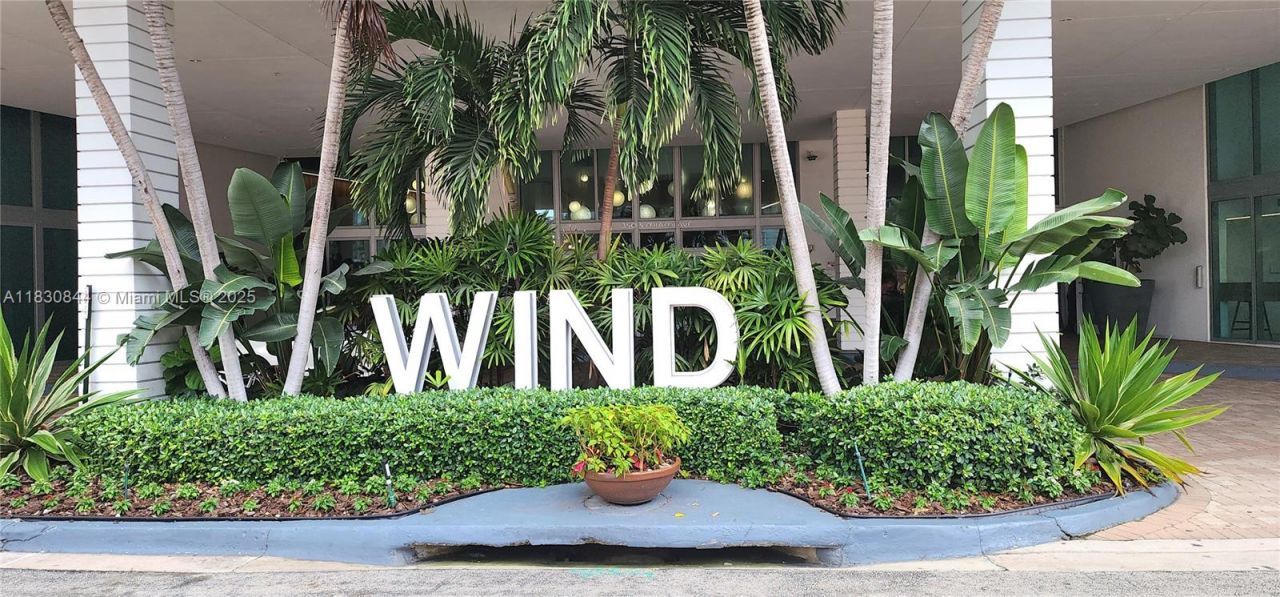 350 S Miami Ave, Unit 3214, Miami, FL 33130 Photo