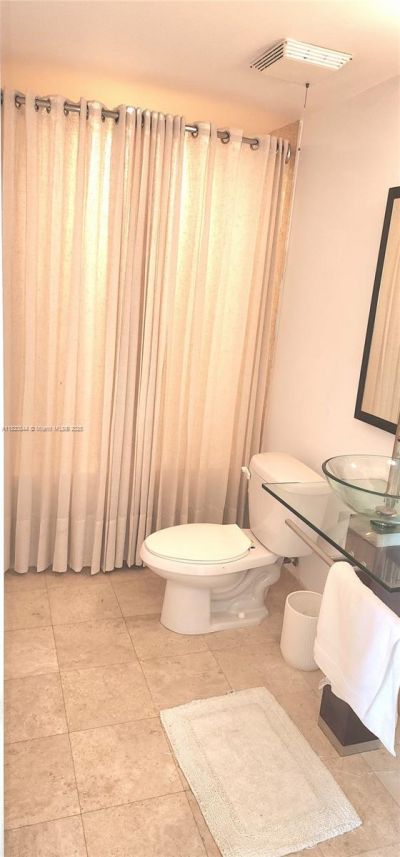 350 S Miami Ave, Unit 3214, Miami, FL 33130 Photo