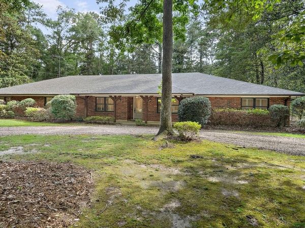 9 ELIZABETH Drive, Covington, LA 70435