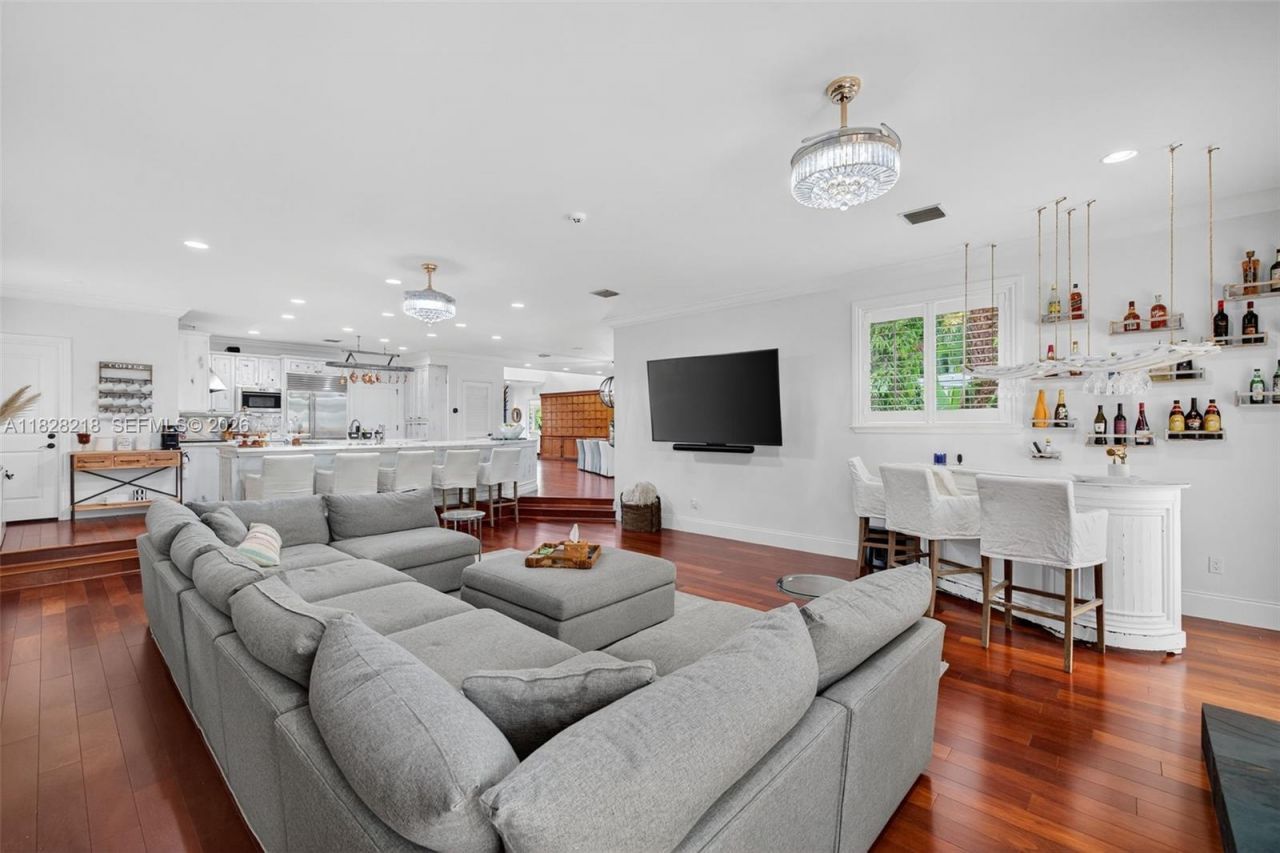 1404 SE 9th St, Fort Lauderdale, FL 33316 Photo