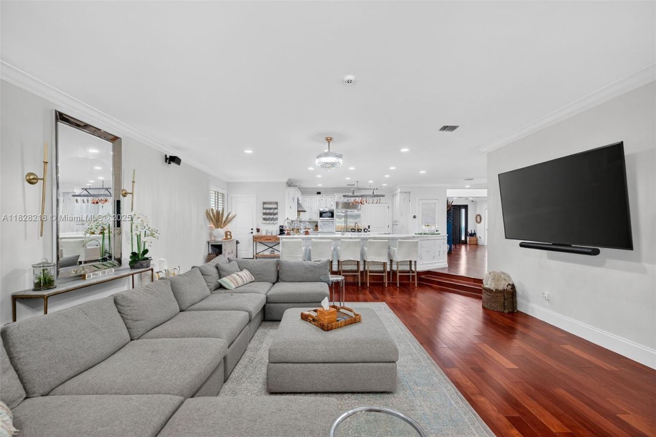 1404 SE 9th St, Fort Lauderdale, FL 33316 Photo