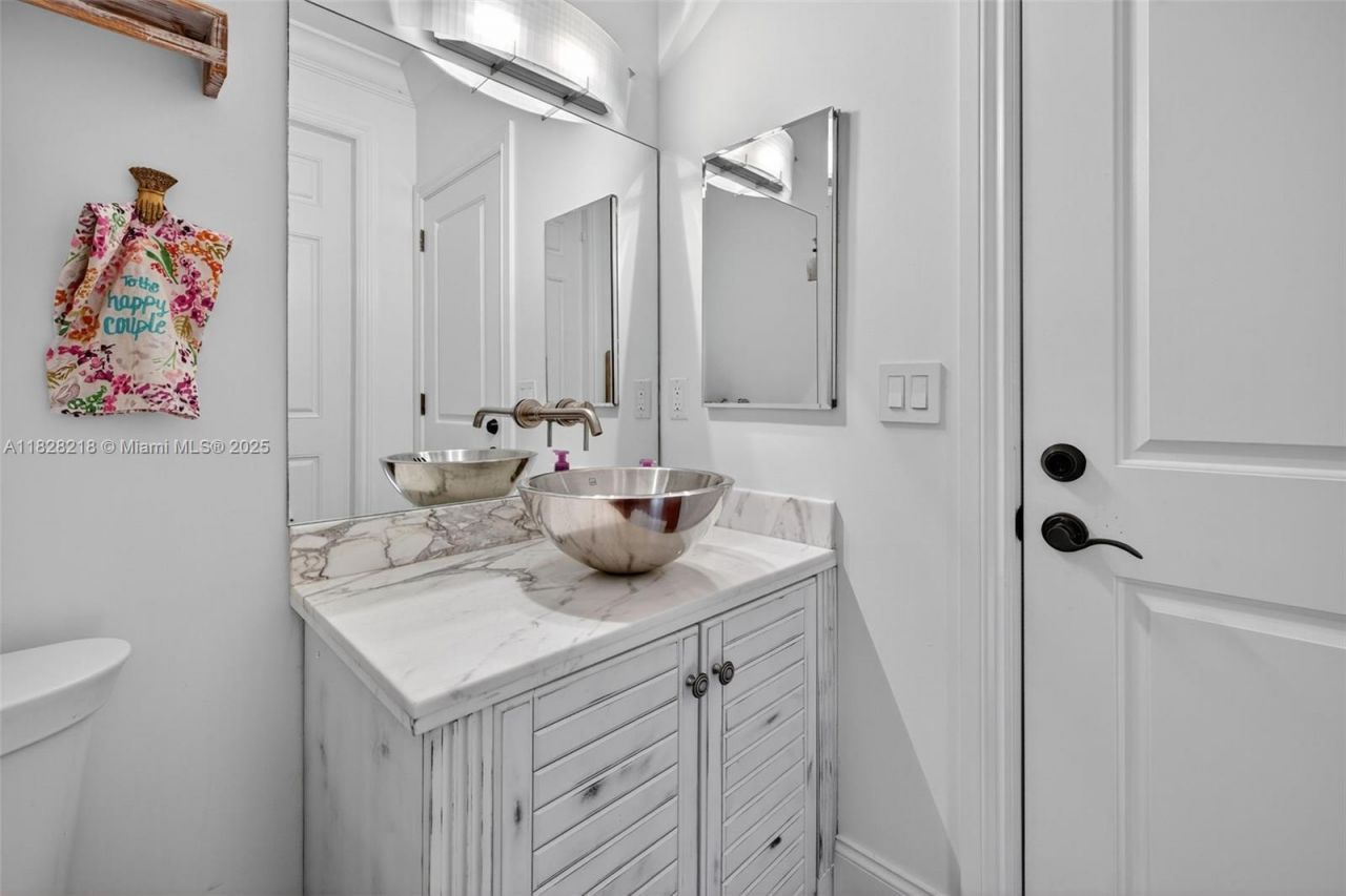 1404 SE 9th St, Fort Lauderdale, FL 33316 Photo