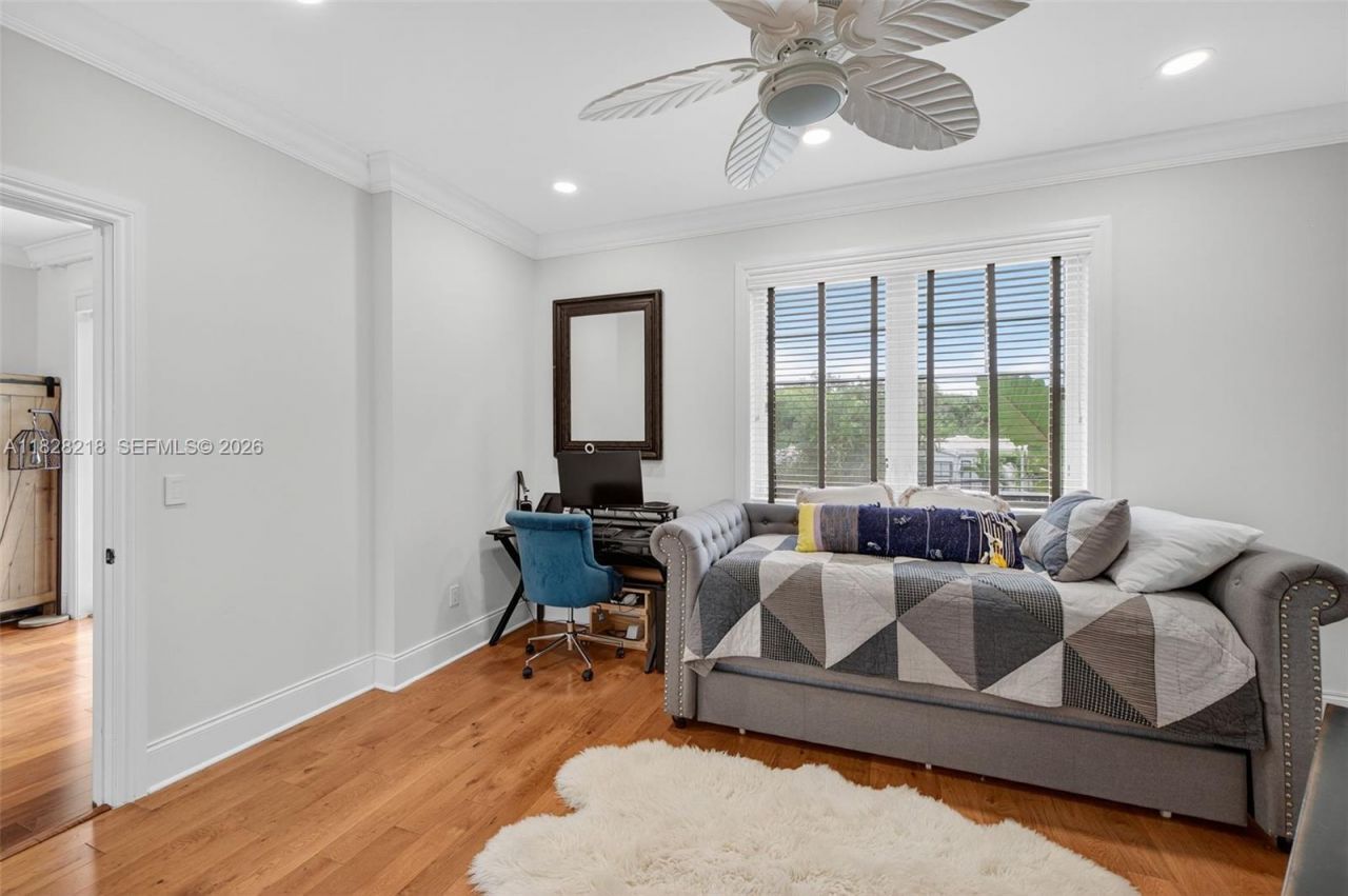 1404 SE 9th St, Fort Lauderdale, FL 33316 Photo