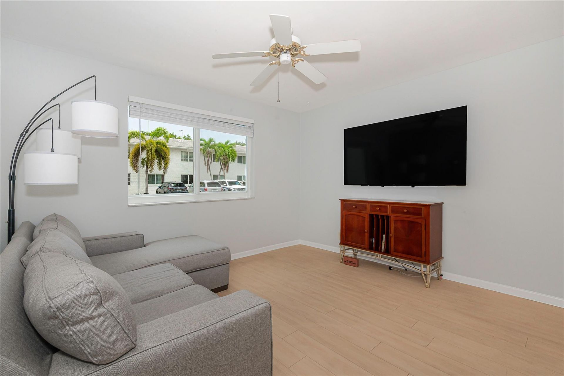 1821 NE 62nd Street, Unit 310, Fort Lauderdale, FL 33308 Photo