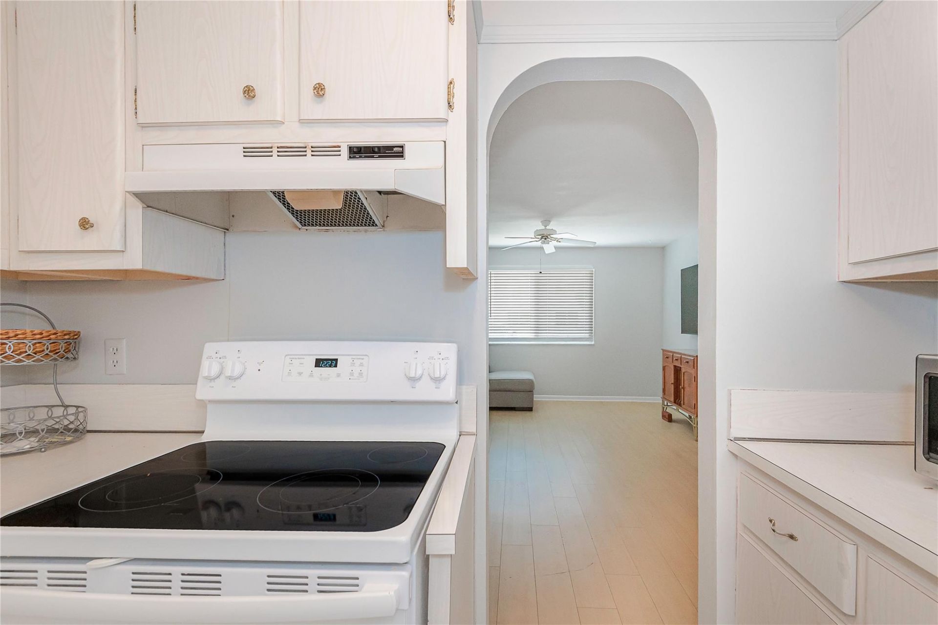 1821 NE 62nd Street, Unit 310, Fort Lauderdale, FL 33308 Photo