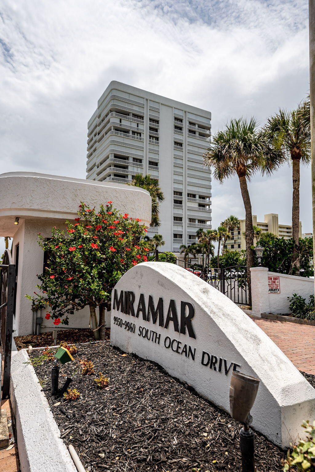 9960 S Ocean Drive, Unit 705, Jensen Beach, FL 34957 Photo