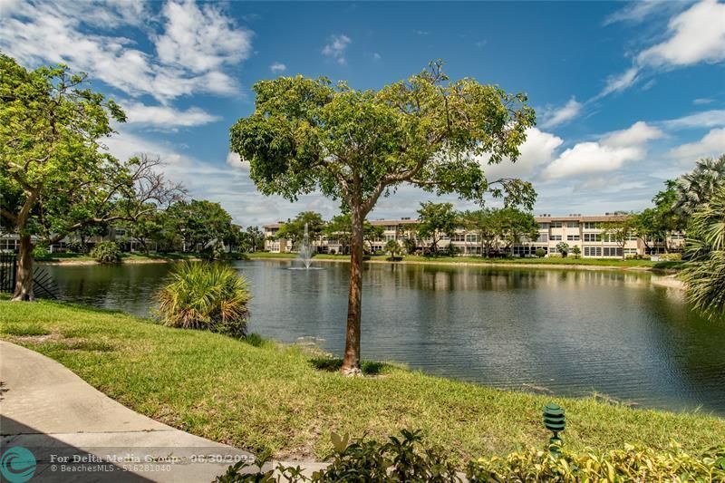 5003 NW 35th Street, Unit 503, Lauderdale Lakes, FL 33319 Photo