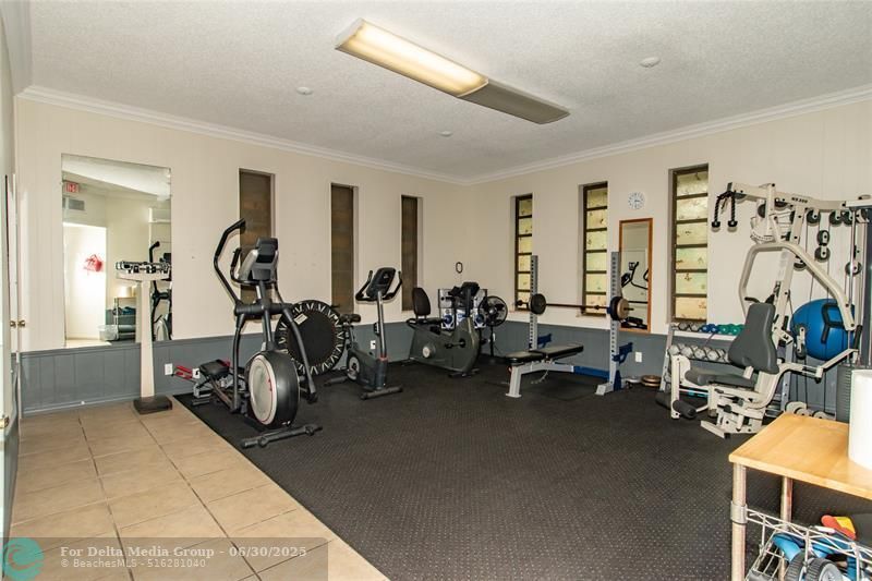 5003 NW 35th Street, Unit 503, Lauderdale Lakes, FL 33319 Photo