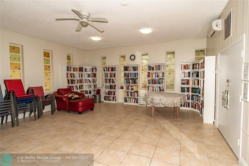 5003 NW 35th Street, Unit 503, Lauderdale Lakes, FL 33319 Photo